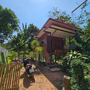Bed & Breakfast Rommai Forest Koh Lanta